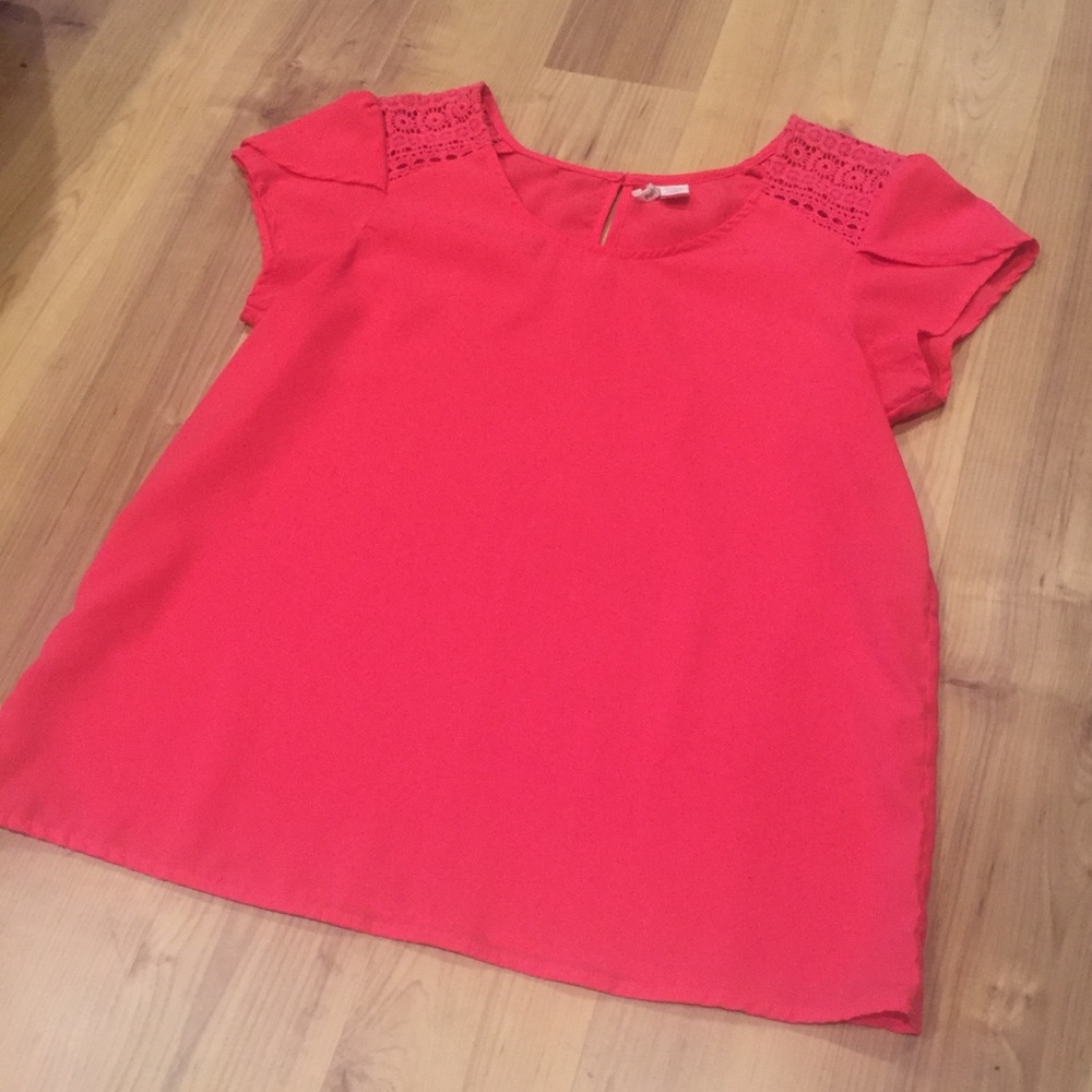 NWOT Japna Lace Sleeve Blouse